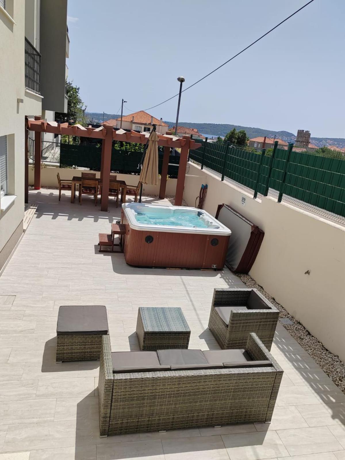 Apartment Miss Tina Trogir Zewnętrze zdjęcie